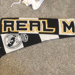 Real Madrid scarf